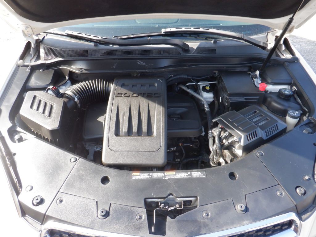 2013 Chevrolet Equinox Image 16