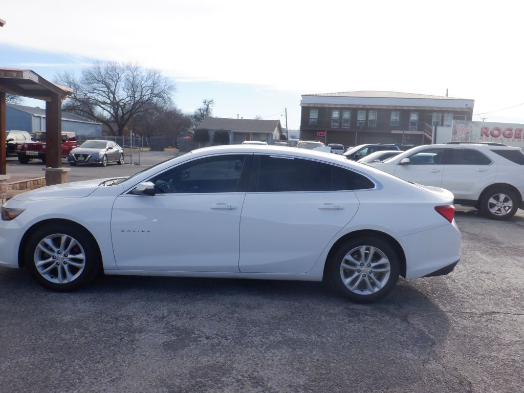 2017 Chevrolet Malibu Image 6