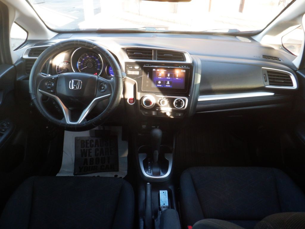 2015 Honda Fit Image 15