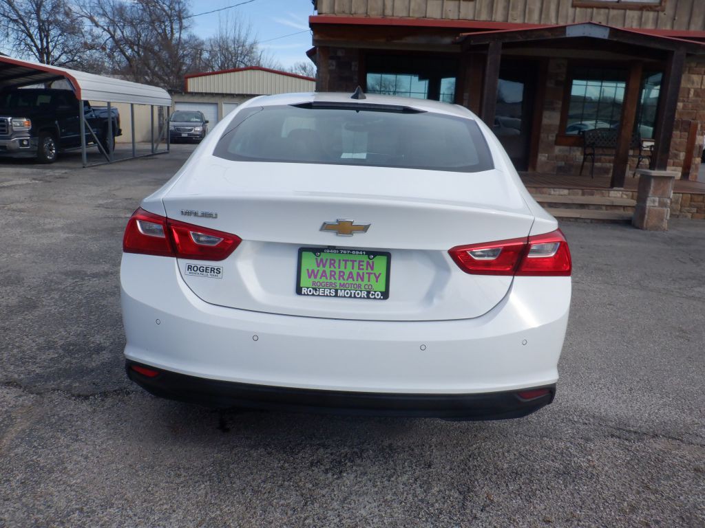 2020 Chevrolet Malibu Image 4