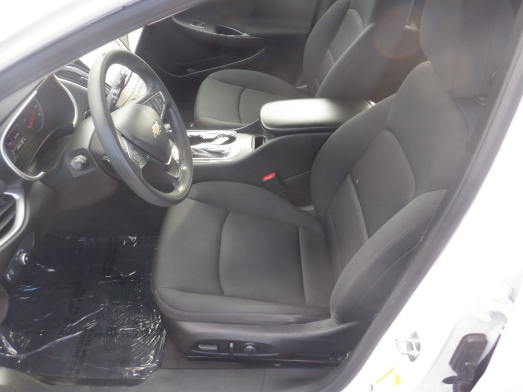 2020 Chevrolet Malibu Image 10