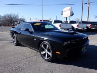 Image for 2014 Dodge Challenger SXT ID: 7137377