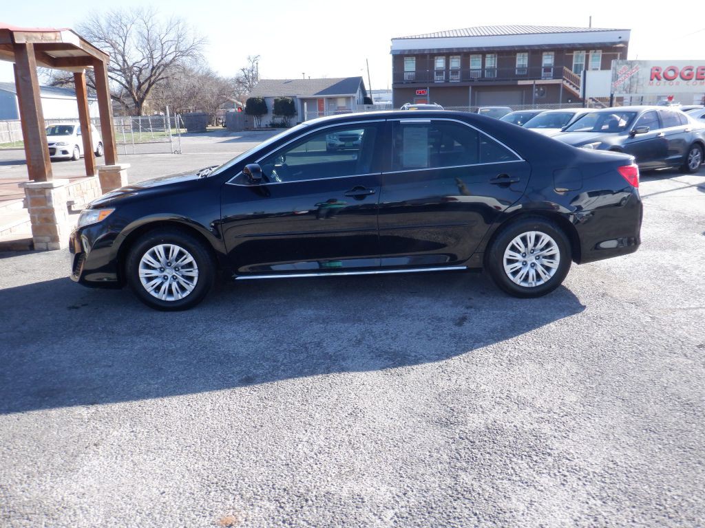 2013 Toyota Camry Image 6