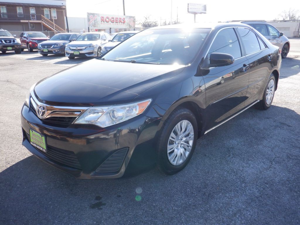 2013 Toyota Camry Image 7