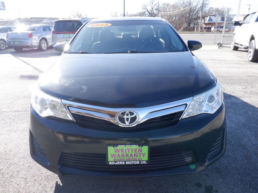 2013 Toyota Camry Image 8