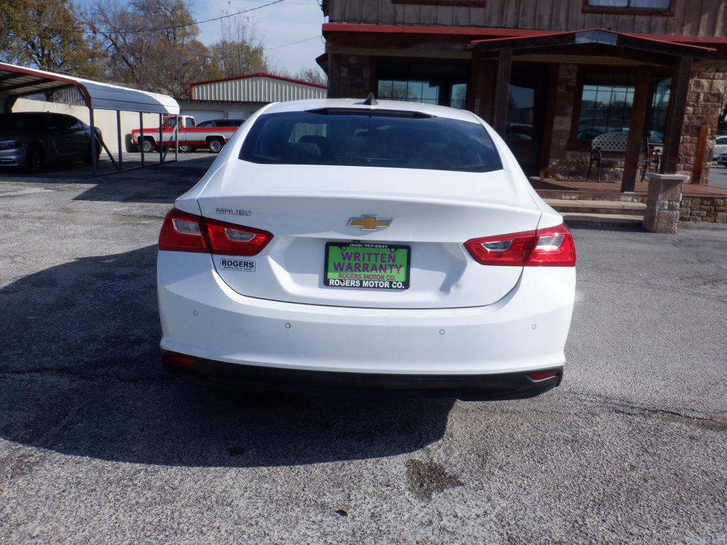 2020 Dodge Charger Image 2