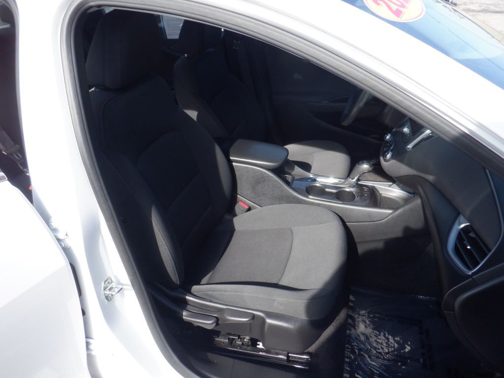 2020 Dodge Charger Image 13