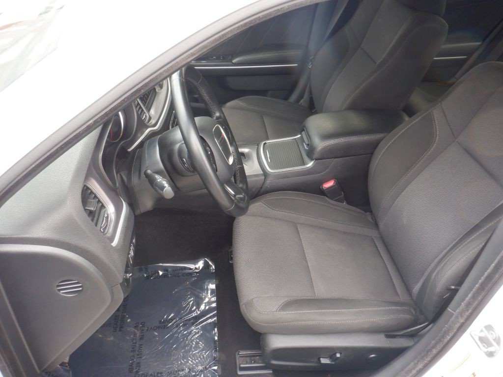 2020 Dodge Charger Image 10