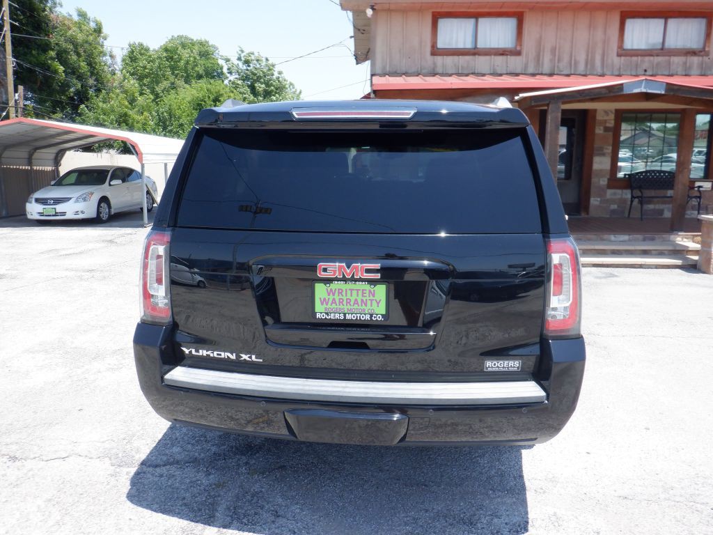 2015 GMC Yukon Image 4