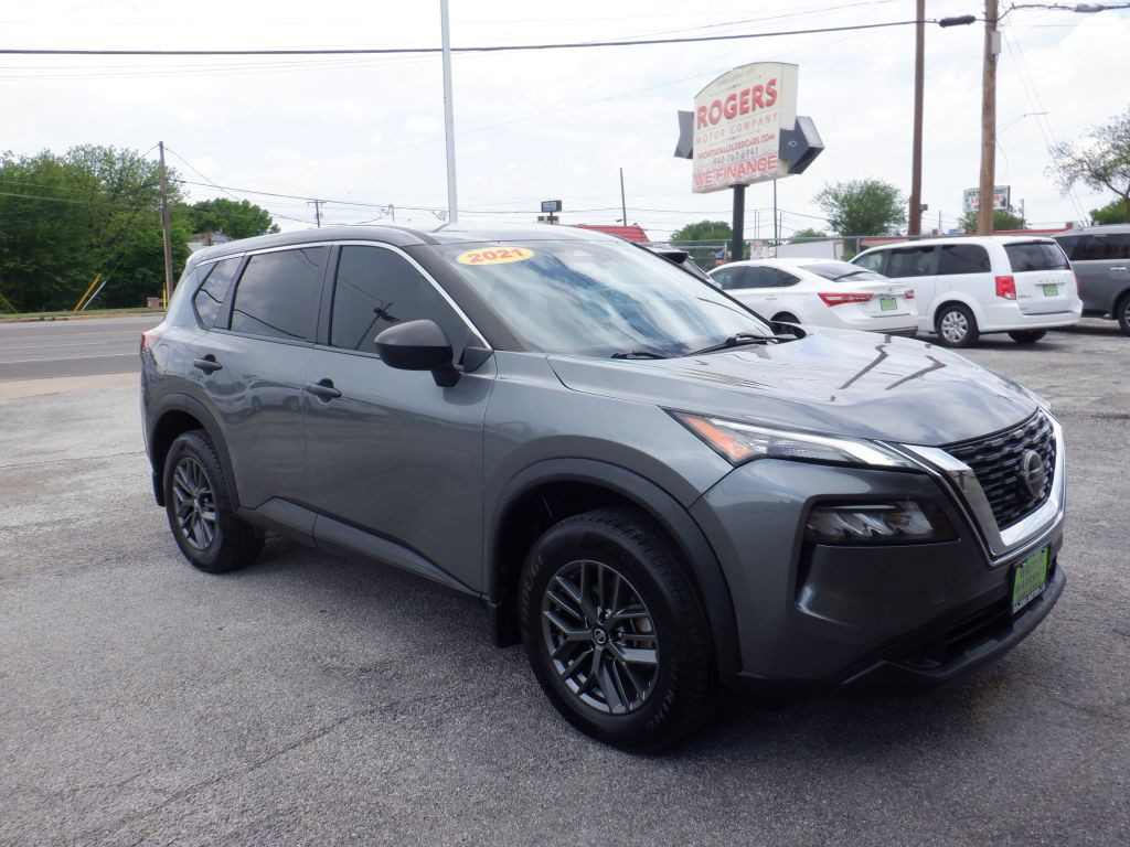 2021 Nissan Rogue Image 1