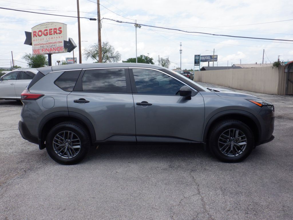 2021 Nissan Rogue Image 2