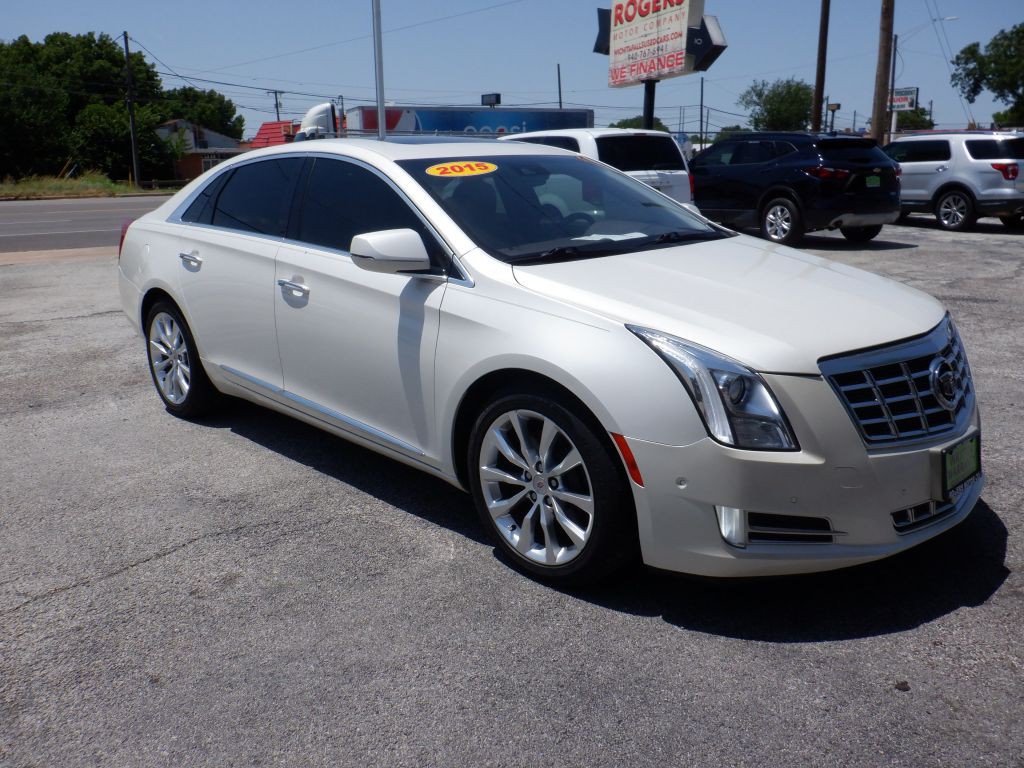2015 Cadillac XTS Image 1