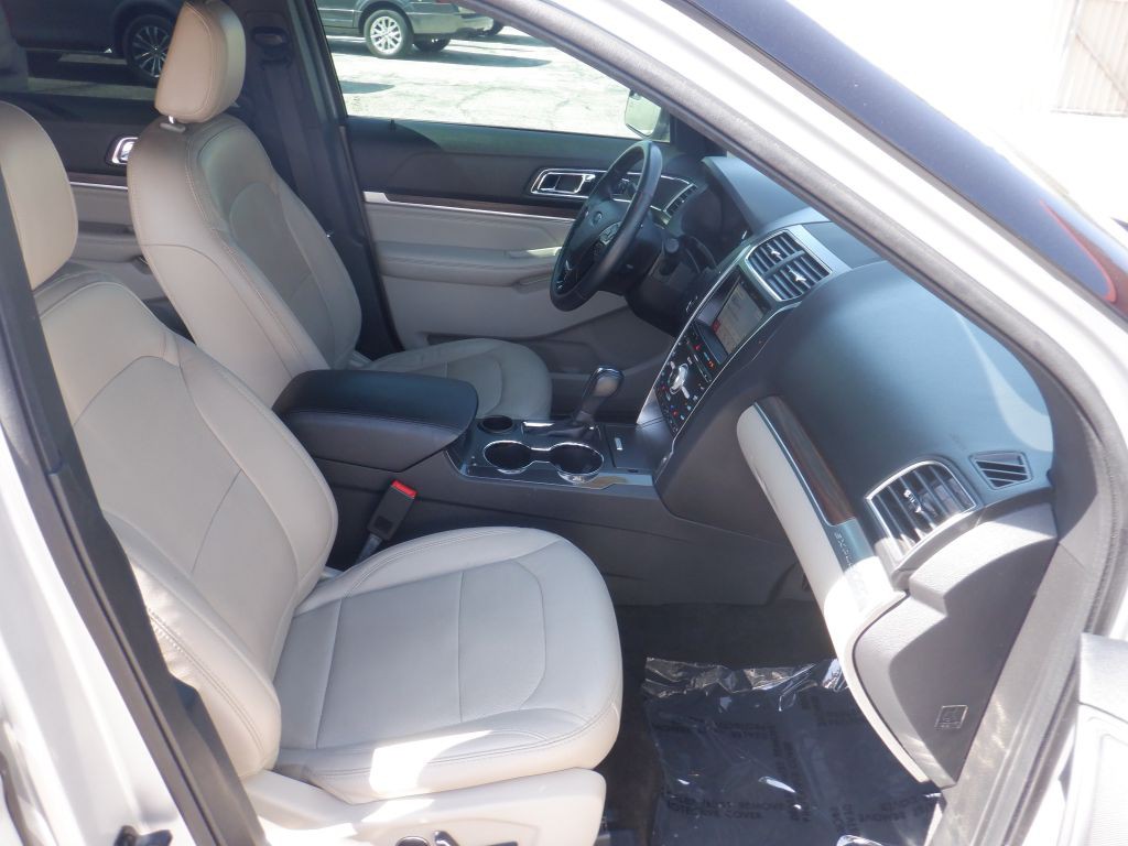 2018 Ford Explorer Image 14