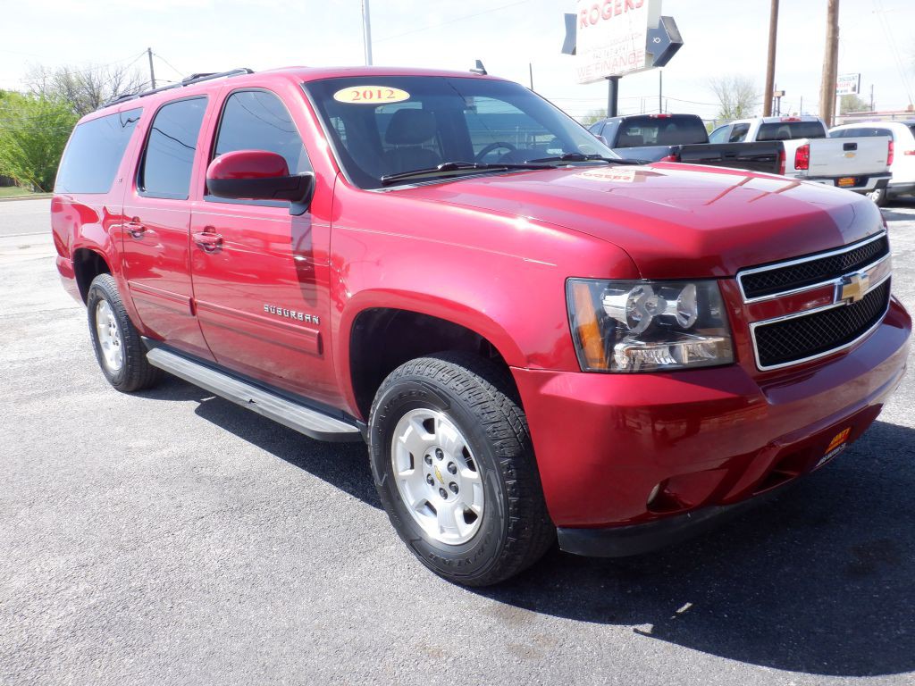 2012 Chevrolet Suburban Image 1