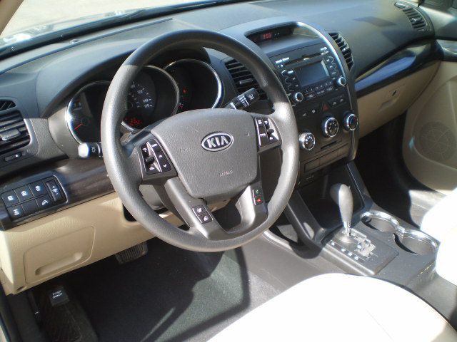 2012 Kia Sorento Image 11