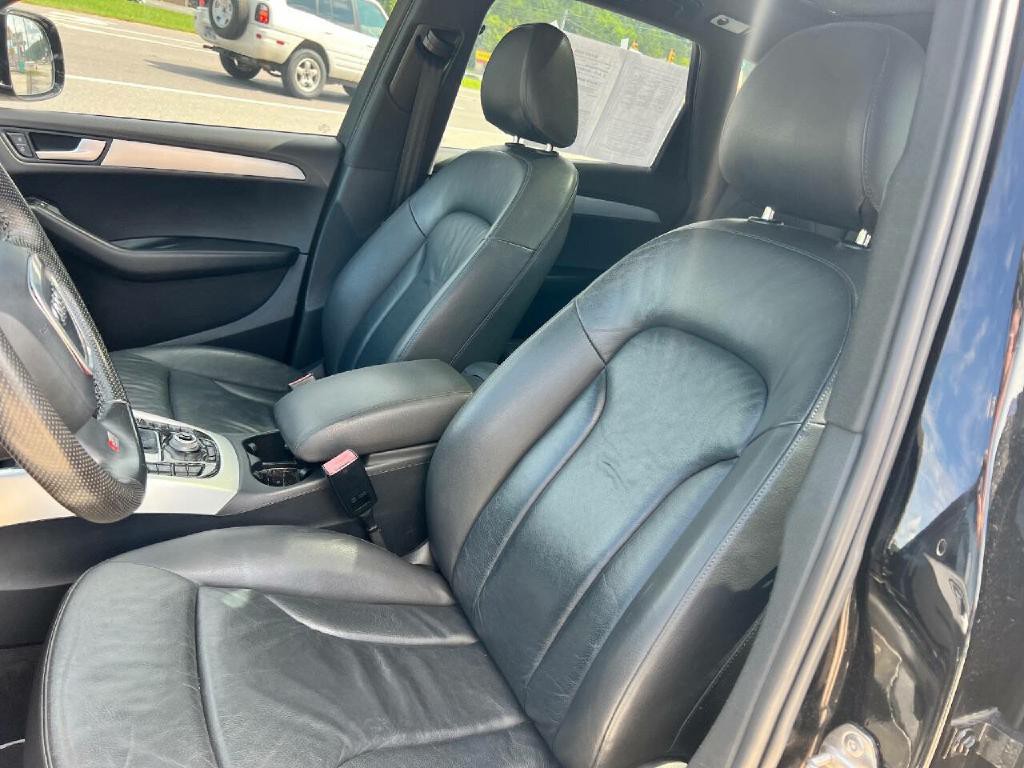 2011 Audi Q5 Image 12