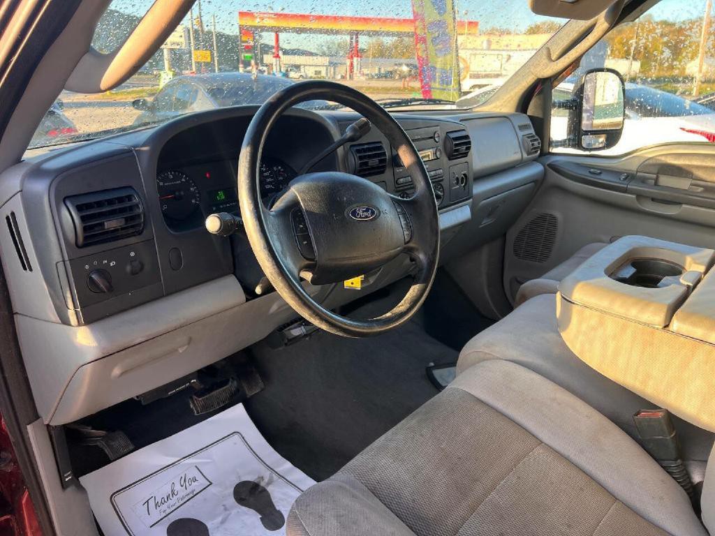2005 Ford F-250 Image 10