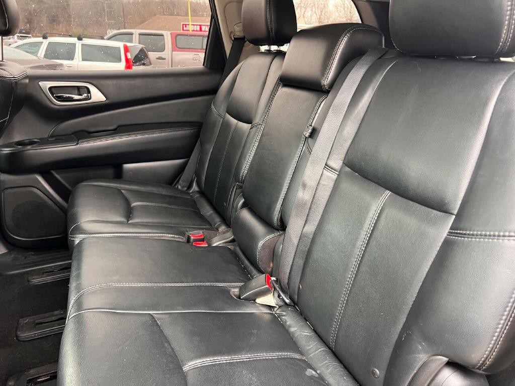 2014 Nissan Pathfinder Image 8