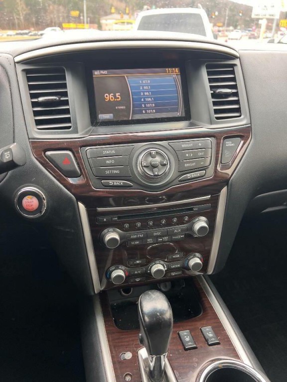 2014 Nissan Pathfinder Image 12
