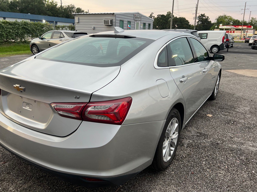 2020 Chevrolet Malibu Image 3
