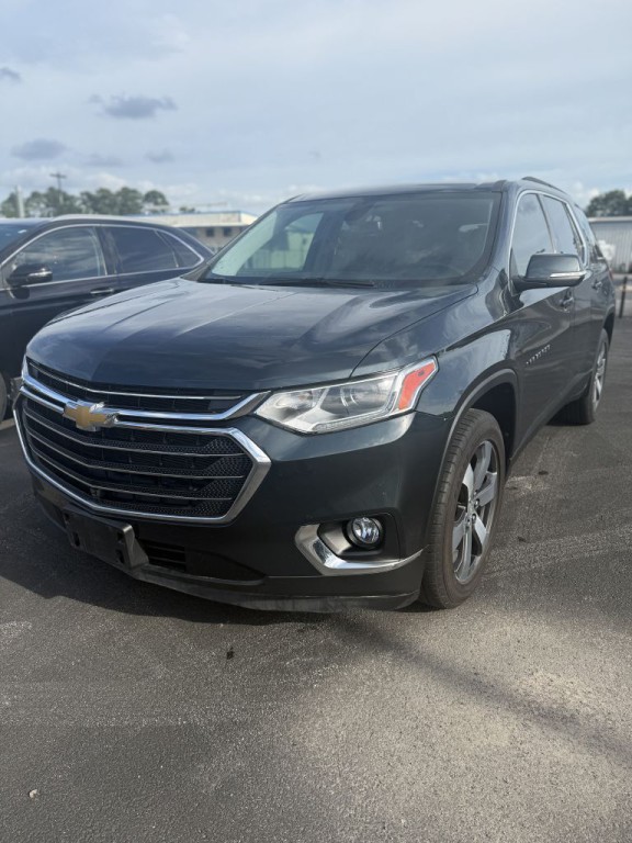 2021 Chevrolet Traverse Image 2