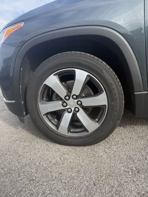 2021 Chevrolet Traverse Image 12