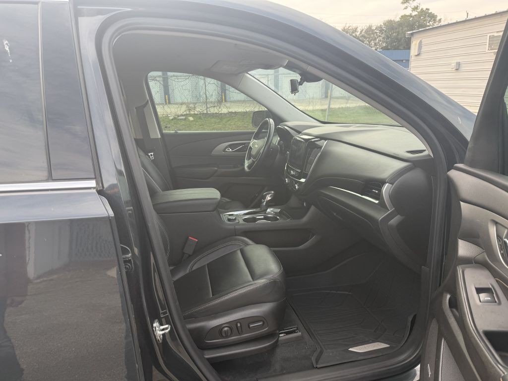 2021 Chevrolet Traverse Image 15