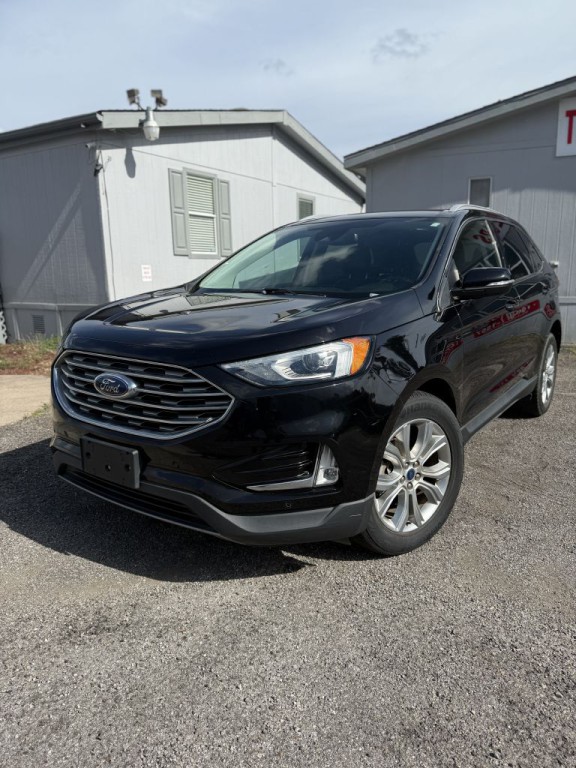 2020 Ford Edge Image 2