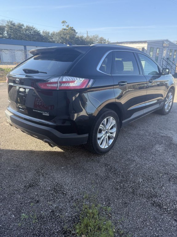 2020 Ford Edge Image 3