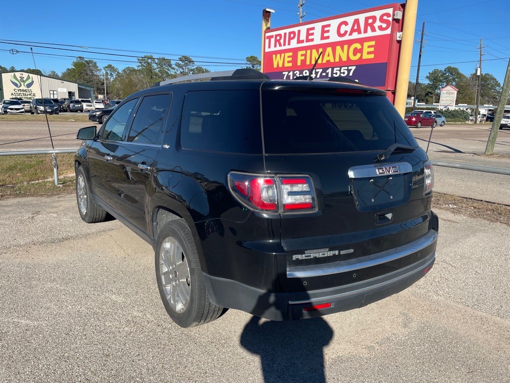 2017 GMC Acadia Image 3