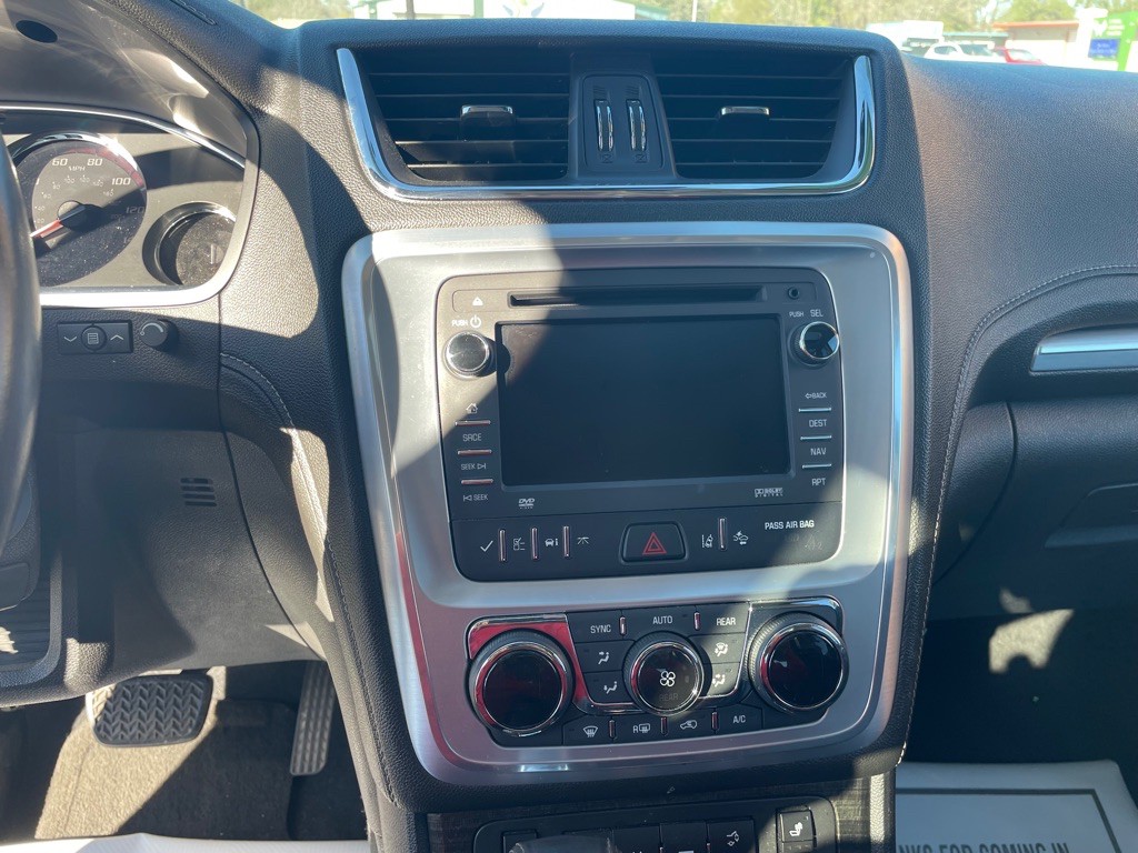 2017 GMC Acadia Image 7