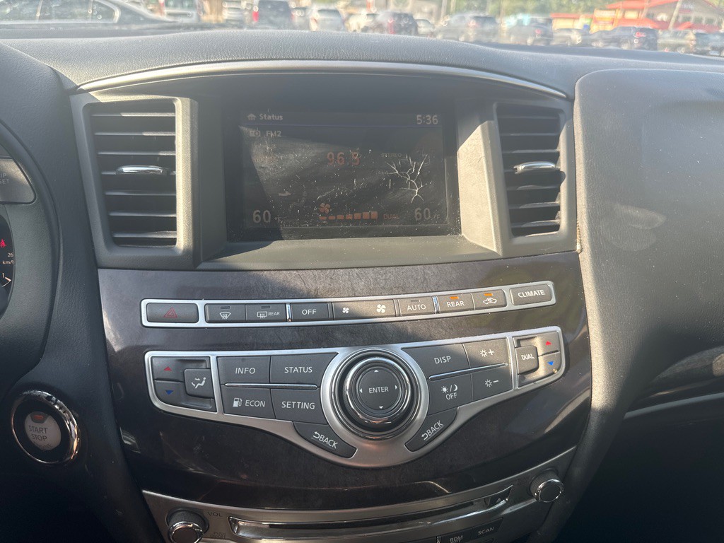 2015 INFINITI QX60 Image 9