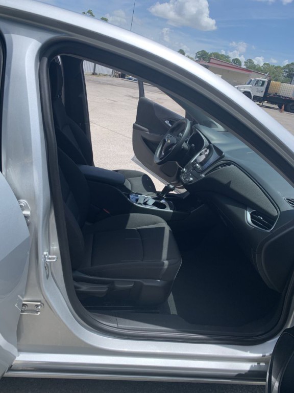 2019 Chevrolet Malibu Image 6