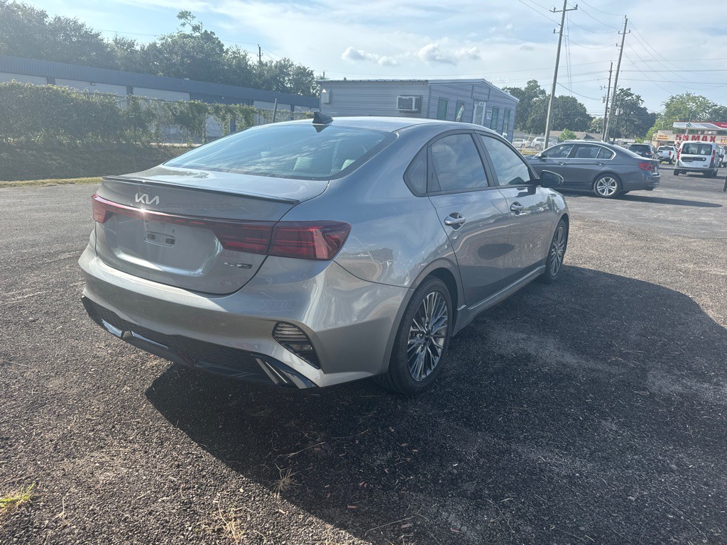 2022 Kia Forte Image 4
