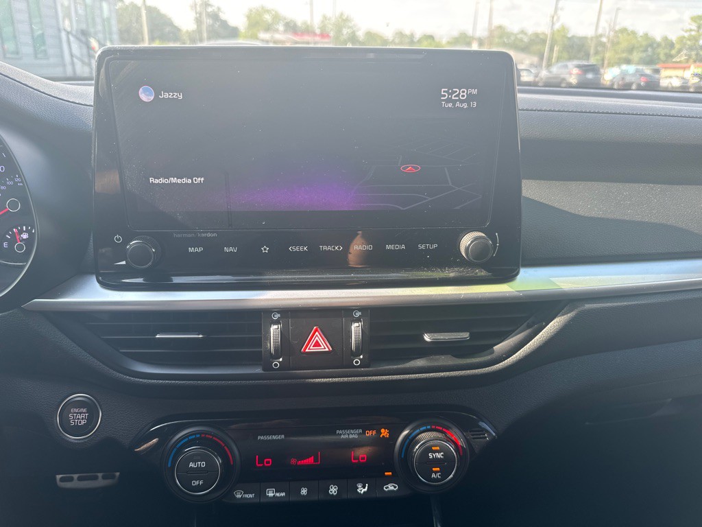 2022 Kia Forte Image 10