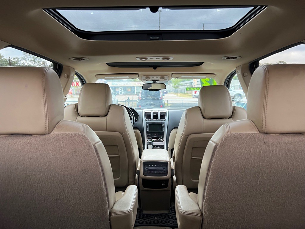 2012 GMC Acadia Image 11