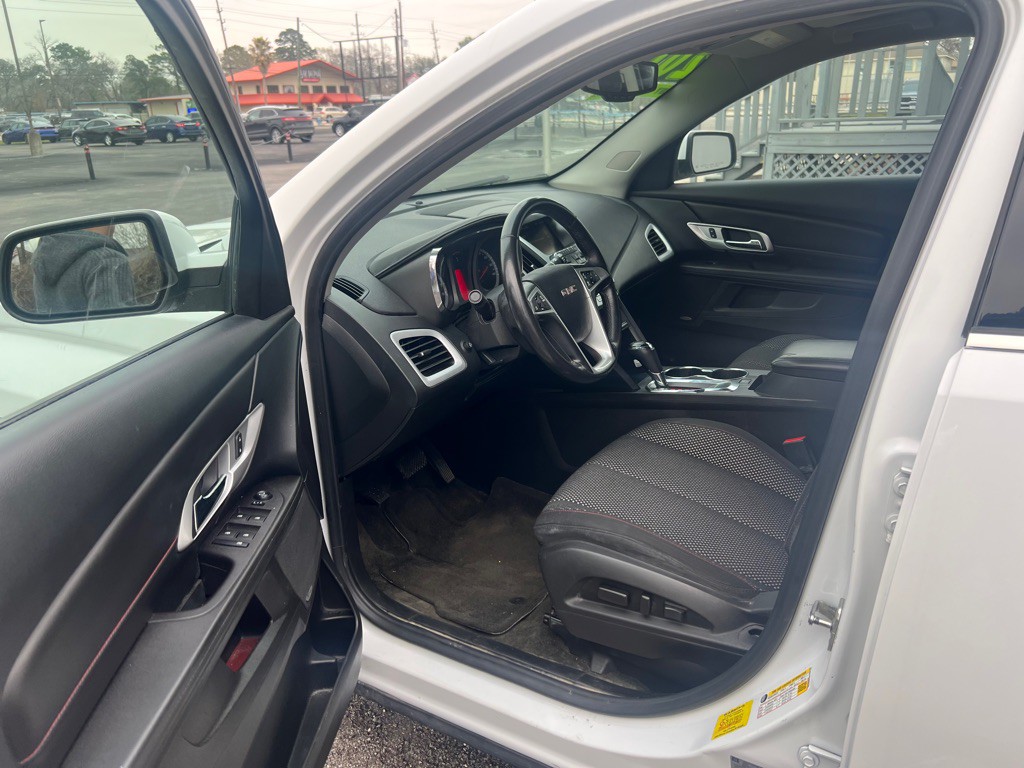 2017 GMC Terrain Image 5
