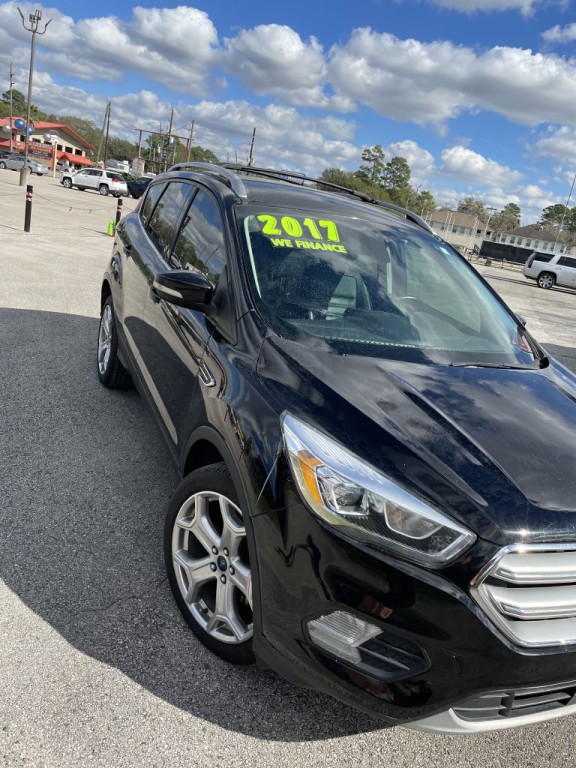 2017 Ford Escape Image 2