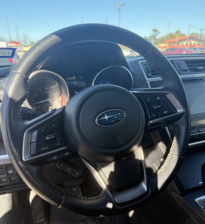 2018 Subaru Outback Image 12