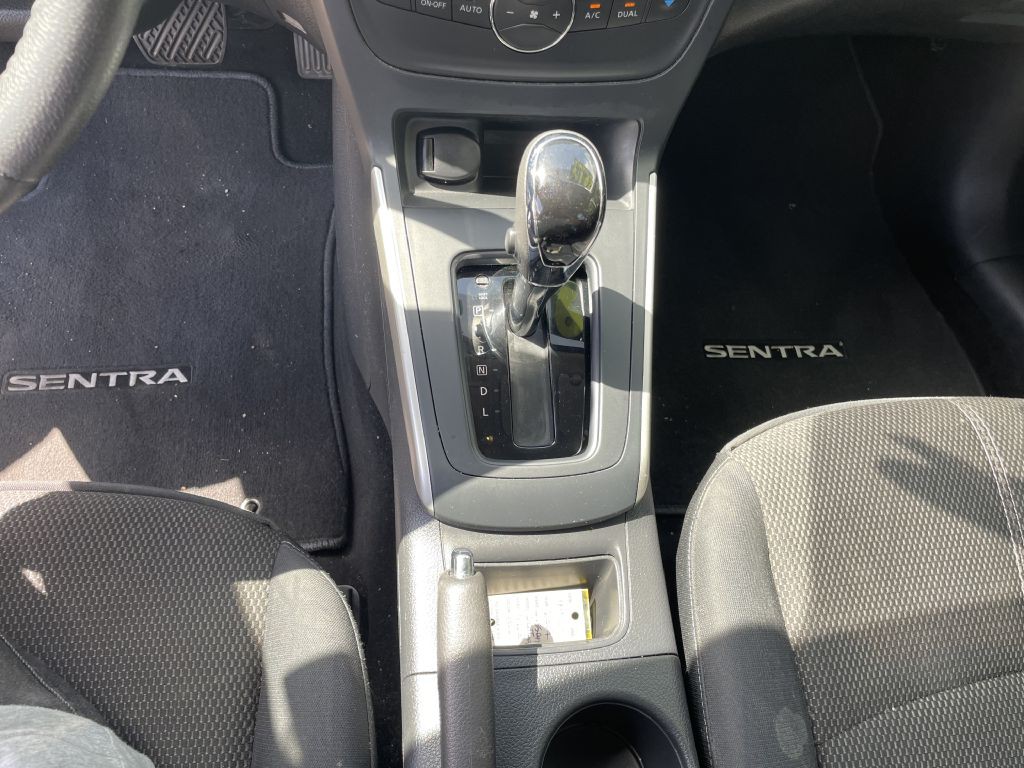 2019 Nissan Sentra Image 11