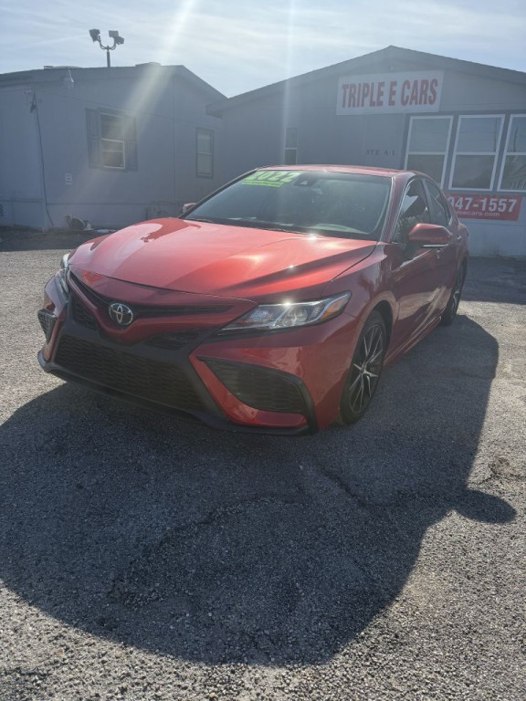 2022 Toyota Camry Image 2