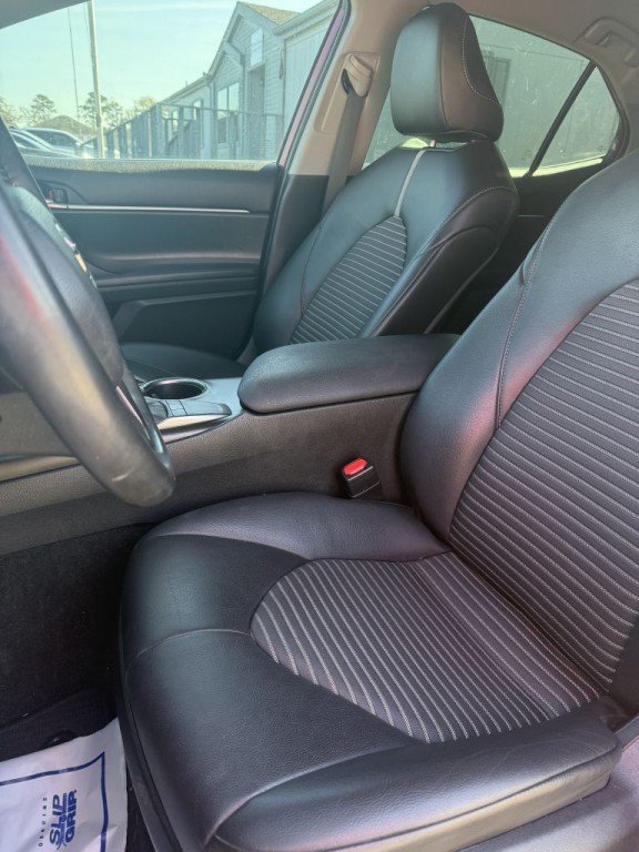 2022 Toyota Camry Image 4