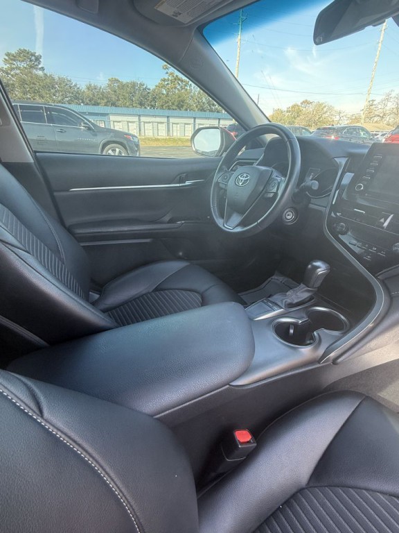2022 Toyota Camry Image 8