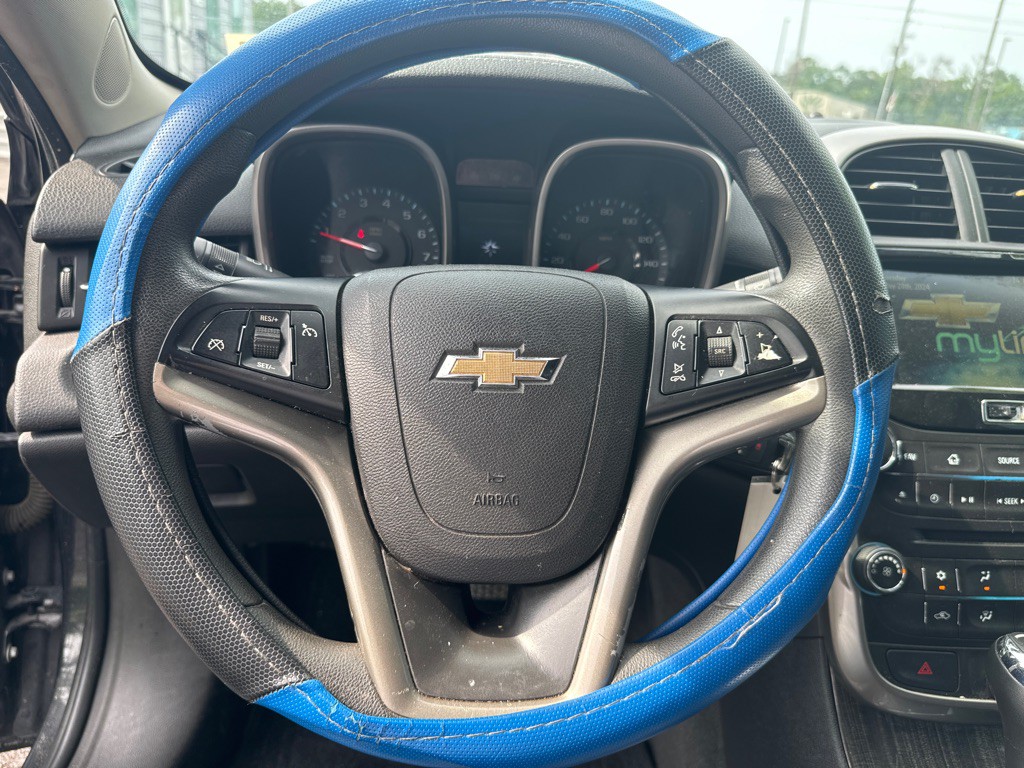 2015 Chevrolet Malibu Image 8