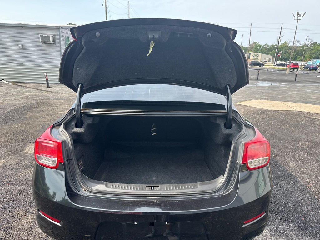 2015 Chevrolet Malibu Image 16