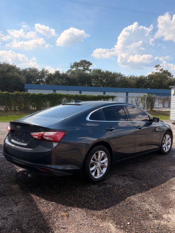 2019 Chevrolet Malibu Image 3