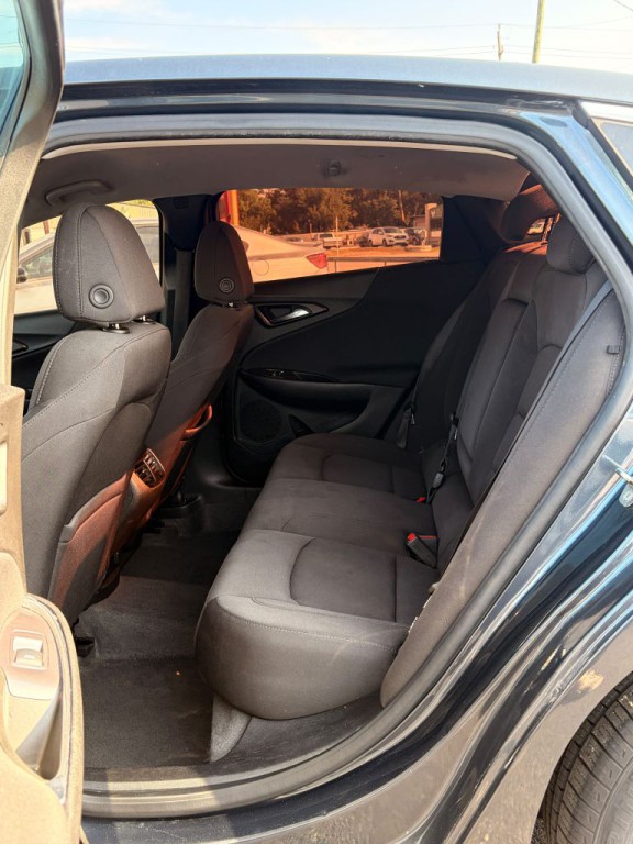 2019 Chevrolet Malibu Image 6