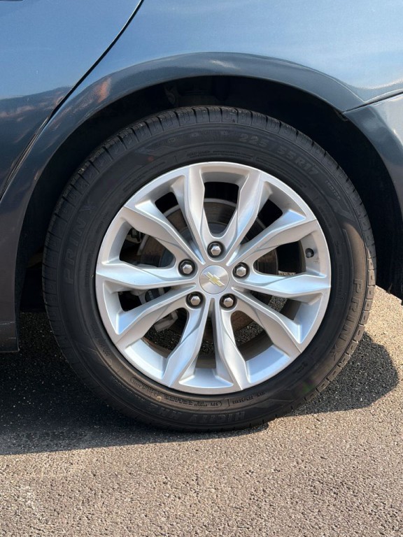 2019 Chevrolet Malibu Image 9