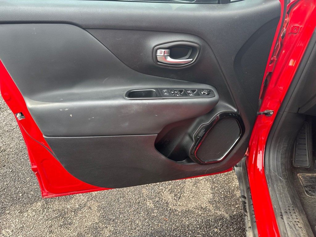 2018 Jeep Renegade Image 5