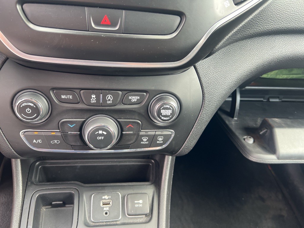 2020 Jeep Cherokee Image 23